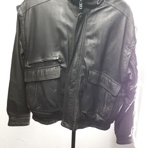 Pelle cuir black leather jacket size xl